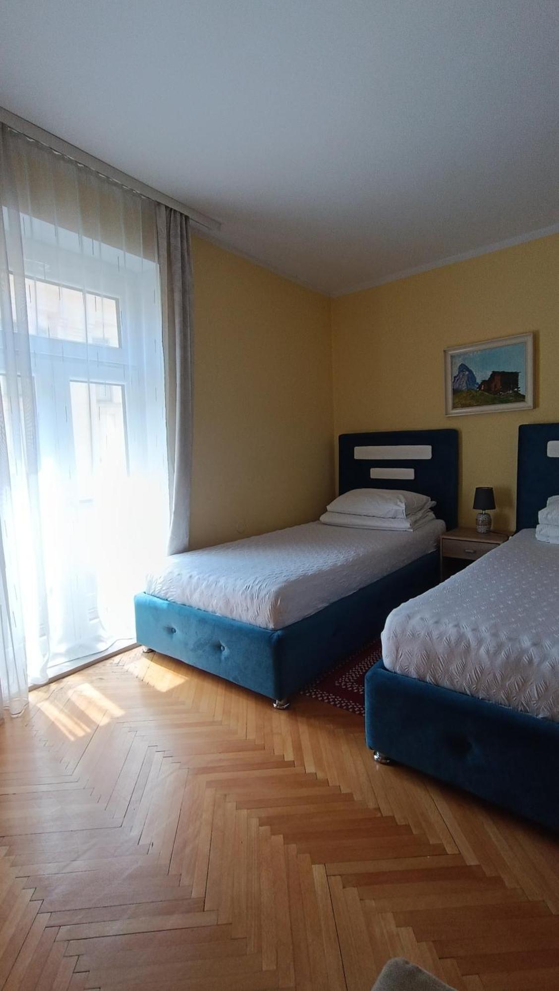 Ferhadija Apartment ซาราเยโว ภายนอก รูปภาพ
